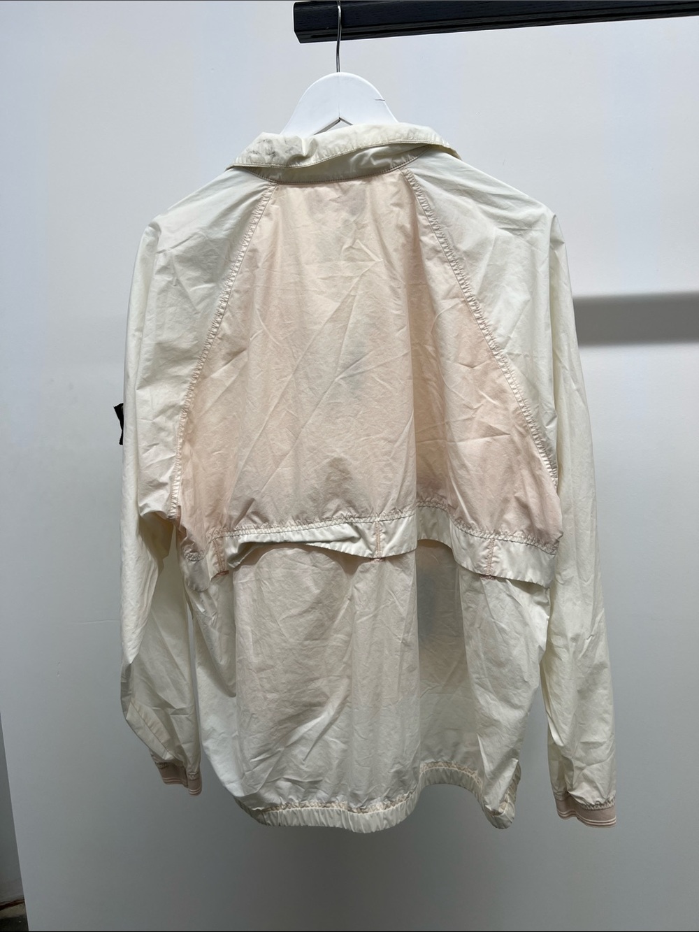 Stone Island Off-White Pullover Anorak - Picture 5 of 8
